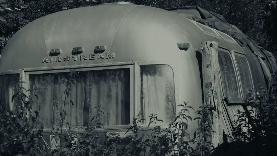 13 Things You Need To Know Before Buying A Vintage Camper