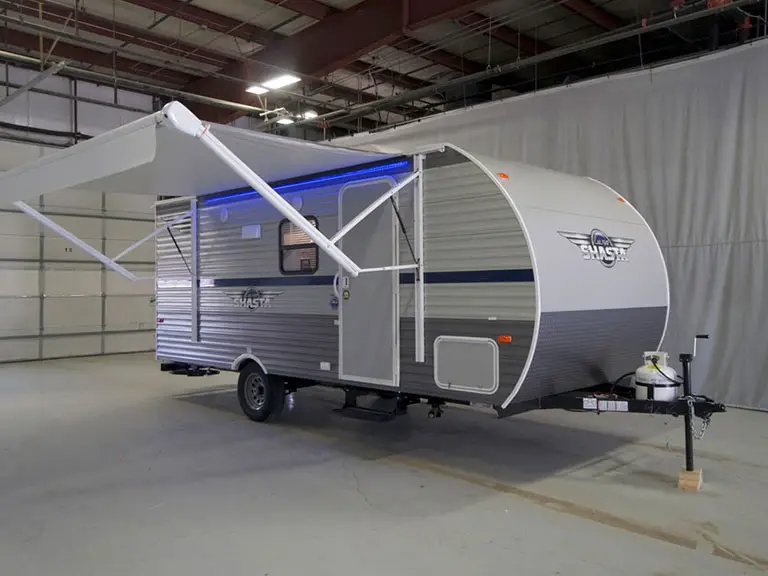 10 Best Travel Trailers For Large Families 3