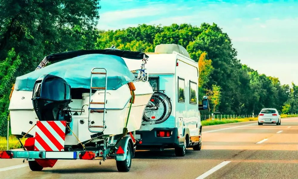 Towing Motorhome