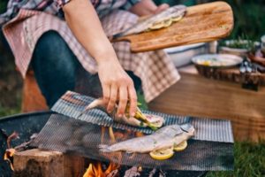 using-lemon-in-your-camping-meal-recipe 3