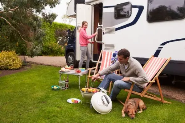 Is It Better To Full Time RV In A Big City Or Small Town? 5