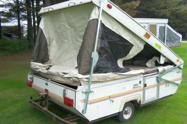How Does A Pop-Up Camper Lift System Work? 1