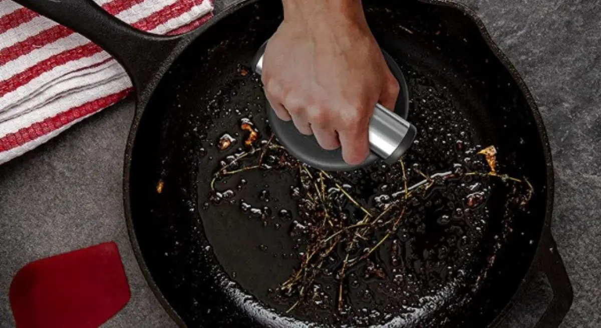 Cleaning & Maintain Your Cast Iron Cookware Like A Pro!