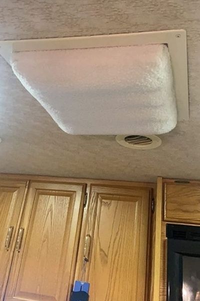How Warm Are RV Walls? 15