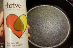 Type-Of-Oil-Is-Best-For-Cooking-In-A-Cast-Iron-Pan 3