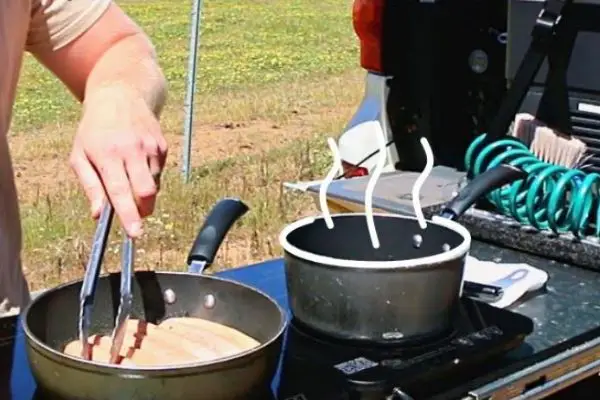 Can You Use An Induction Cook Top When Camping In Your RV? 3