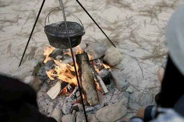 12 Essential Tools For An Excellent Campfire Cooking 1