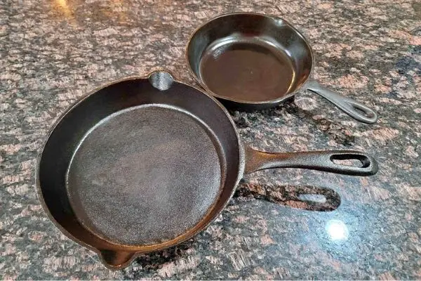 Are Cheap And Expensive Cast Iron Pans The Same? 1